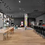 Intercityhotel 4*