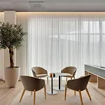 Intercityhotel Отель 4*