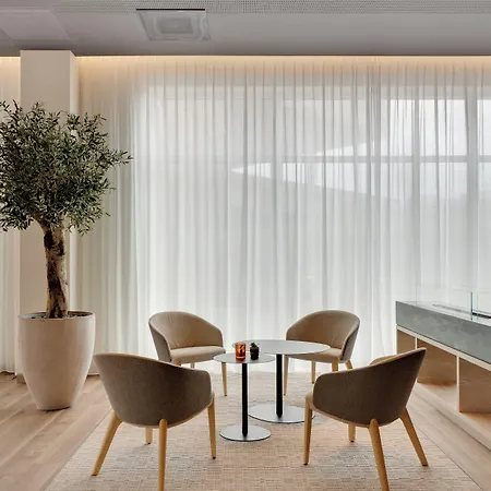 Intercityhotel Hotel 4*