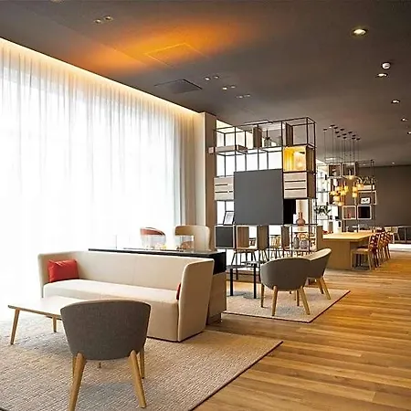 Intercityhotel 4*