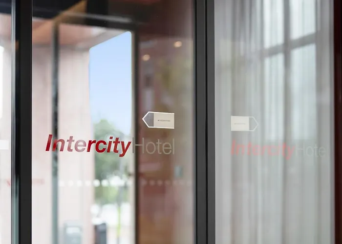 Intercityhotel מלון