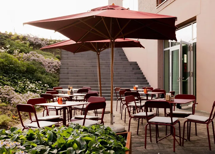 Intercityhotel מלון 4*