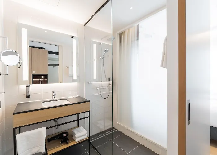 Intercityhotel Hotel 4*